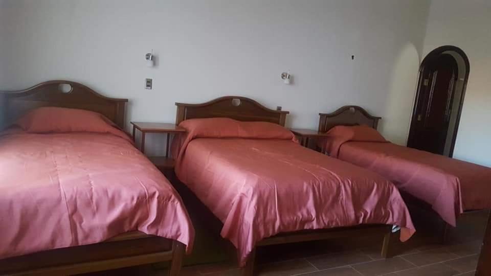 Hotel El Super 8 Santa Cruz de La Sierra Bagian luar foto